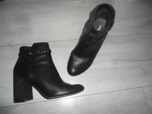 NIEUWSTAAT! Graceland; Zeer mooie enkellaarsjes; maat 40/41, Kleding | Dames, Schoenen, Zo goed als nieuw, Lage of Enkellaarzen