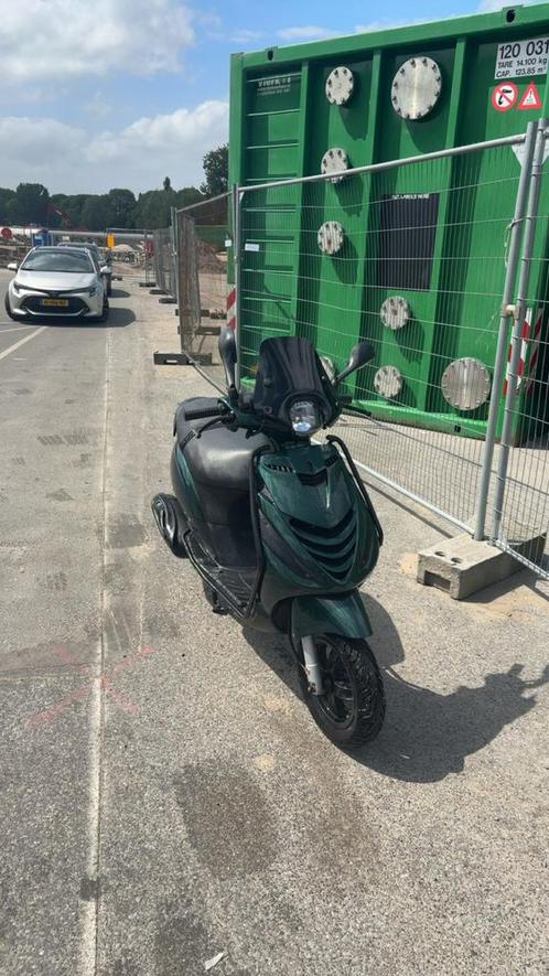 Piaggio Zip 4T 50cc, Fietsen en Brommers, Scooters | Piaggio, Zo goed als nieuw, Overige modellen, Maximaal 45 km/u, Benzine, Ophalen