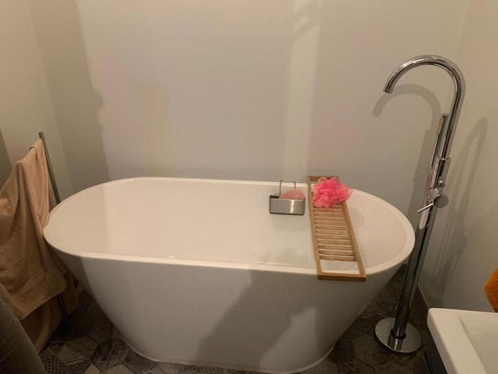 Badkuip & kraan, Huis en Inrichting, Badkamer | Badkamermeubels, Zo goed als nieuw, Wasbak of Wastafel, 150 tot 200 cm, 50 tot 100 cm