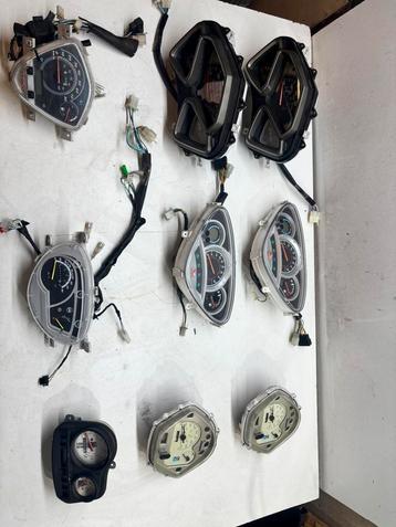 Verschillende tellers Kymco, Vespa, Sym, Kymco beschikbaar voor biedingen