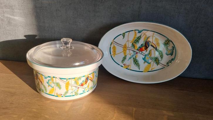 Franse ovenschaal met Toekan alfbeelding, Antiek en Kunst, Antiek | Keramiek en Aardewerk, Ophalen of Verzenden