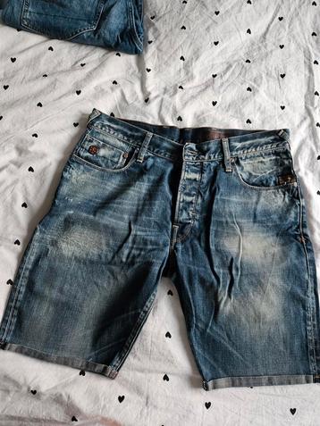 G-Star RAW jeans met korte pijpen. Wijdte 33 beschikbaar voor biedingen