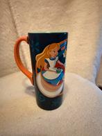 Disneyland Parijs Alice in Wonderland mok nieuw, Verzamelen, Ophalen of Verzenden, Overige figuren, Zo goed als nieuw, Servies