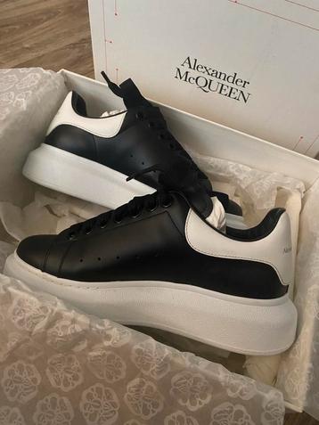 Orginele Alexander McQueen Sneaker Larry Maat 35,5 beschikbaar voor biedingen