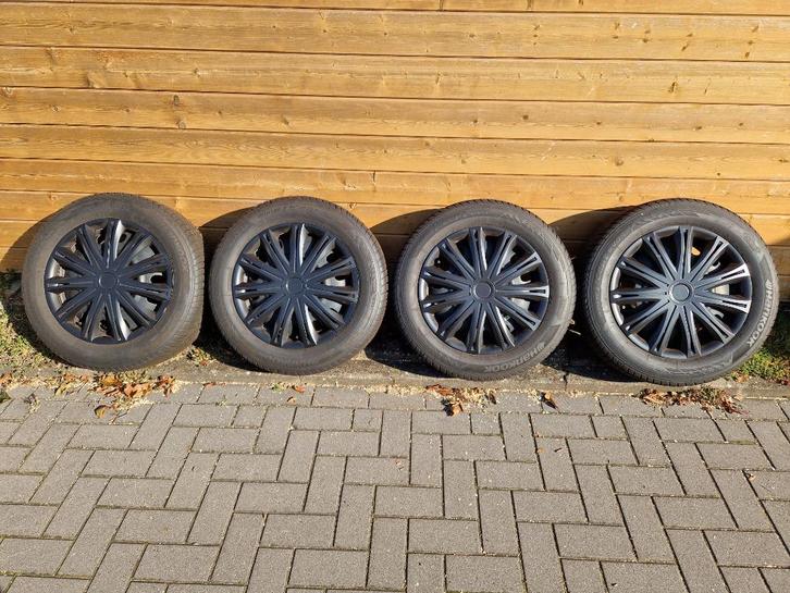 Set winterbanden 205/60R16. 6mm profiel, Auto-onderdelen, Banden en Velgen, Band(en), Winterbanden, 16 inch, 205 mm, Personenwagen