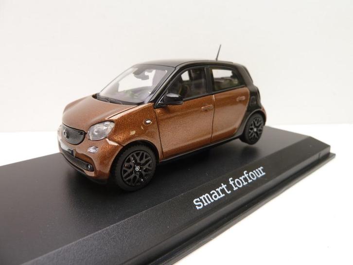 Smart Forfour  '''Norev '', Hobby en Vrije tijd, Modelauto's | 1:43, Zo goed als nieuw, Auto, Norev, Ophalen of Verzenden