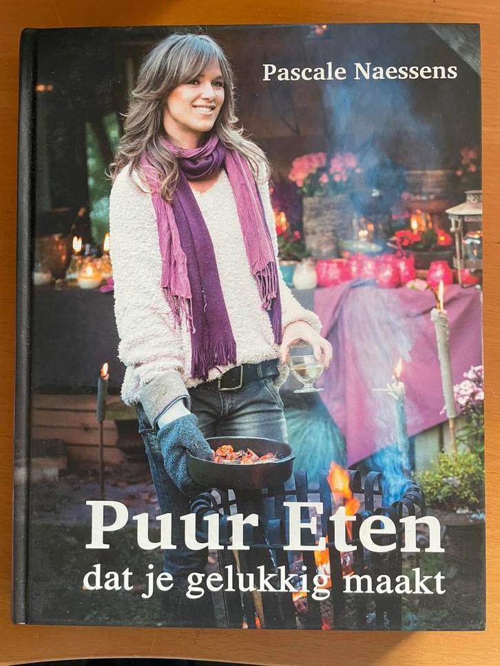 Pascale Naessens - Puur eten dat je gelukkig maakt, Boeken, Kookboeken, Zo goed als nieuw, Ophalen of Verzenden