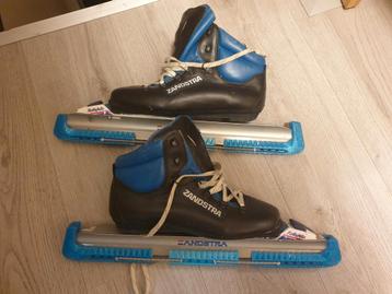 Zandstra klapschaatsen  beschikbaar voor biedingen