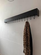 Zwarte kapstok met zwart metalen haken, 150x15x13 cm, Gebruikt, Minder dan 100 cm, Metaal, Ophalen