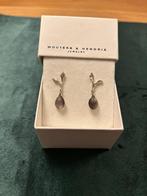 Oorbellen Wouters &Hendriks  kerstcadeau 🎄, Paars, Ophalen of Verzenden, Zo goed als nieuw, Met edelsteen