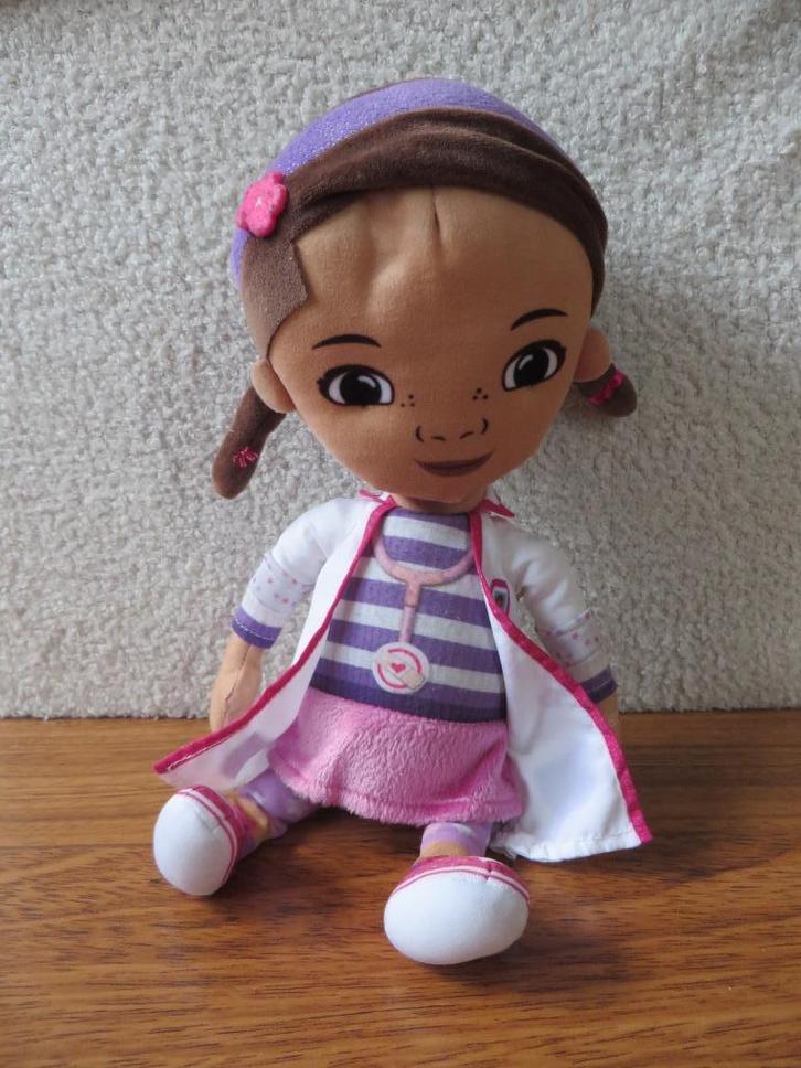 Speelgoeddokter (O), Kinderen en Baby's, Speelgoed | Knuffels en Pluche, Zo goed als nieuw, Overige typen, Ophalen of Verzenden