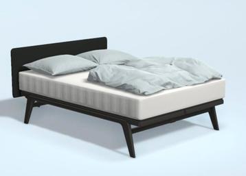Showroom Auping Original 140x200 Deep Black & Hoofdbord beschikbaar voor biedingen