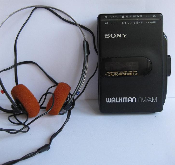 Sony Radio Cassette Speler WM-F2061, Audio, Tv en Foto, Walkmans, Discmans en Minidiscspelers, Walkman, Ophalen of Verzenden