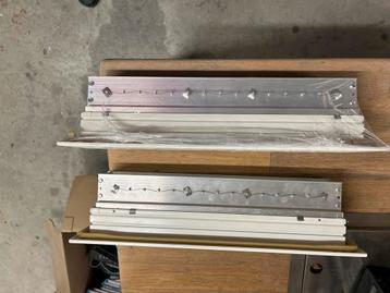 Solid Air Roosters - 2 stuks beschikbaar voor biedingen