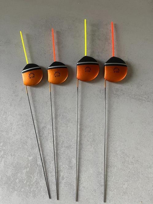 adv 192 / NIEUW set 4 vlag / stroomdobbers TUBERTINI, Watersport en Boten, Hengelsport | Witvissen, Nieuw, Dobber of Lood, Ophalen of Verzenden
