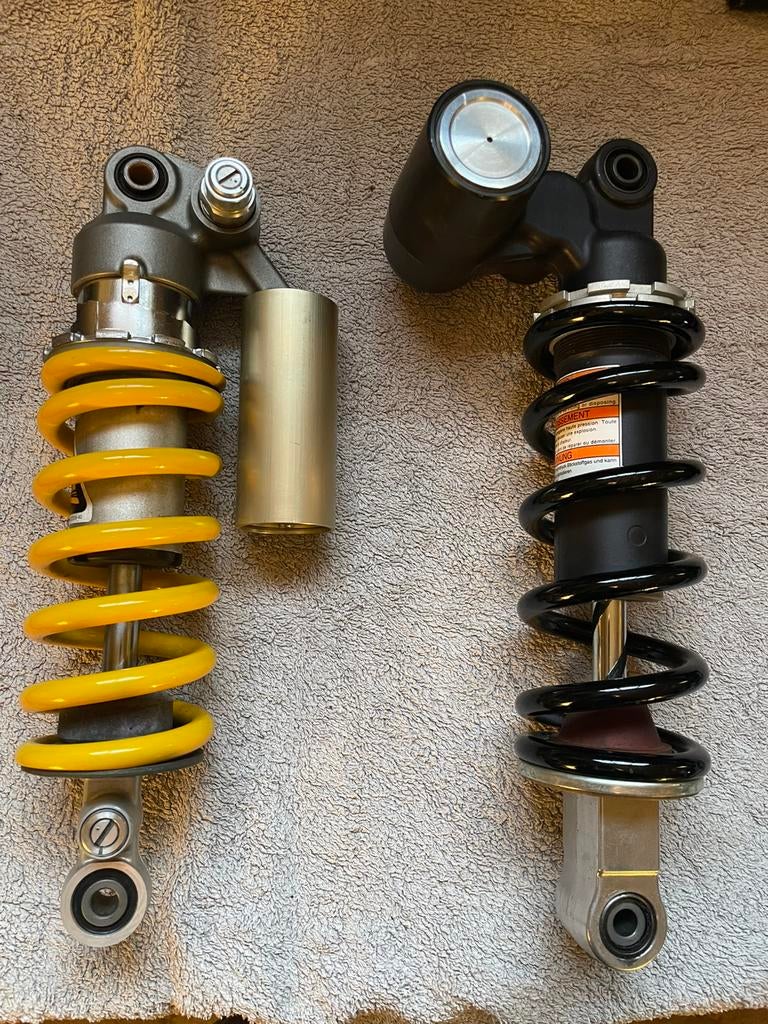 2 x achtersckokker schokdemper nieuwstaat € 99,-, Ophalen of Verzenden