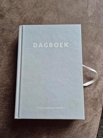 Bijbels dagboek DagelijkseBroodkruimels beschikbaar voor biedingen