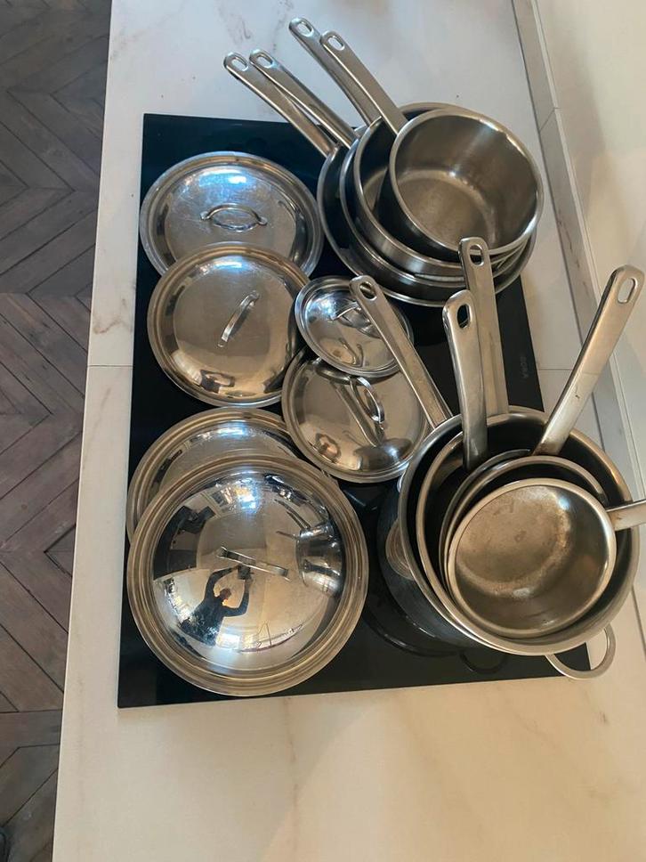 Cristel Pannenset 9-delig - Zwitserse Topkwaliteit, Huis en Inrichting, Keuken | Potten en Pannen, Gebruikt, Pannenset, Rvs, Inductieplaat