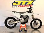STARK VARG (bj 2024), 2 cilinders, Stark, Crossmotor, 889 cc
