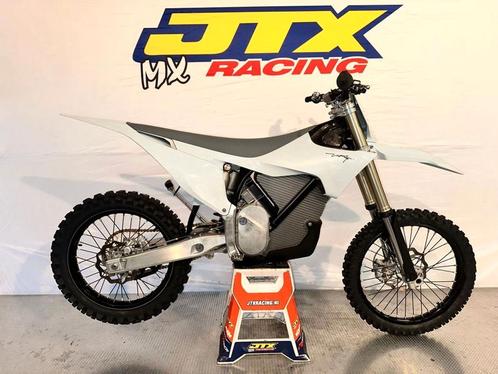 STARK VARG (bj 2024), Motoren, Motoren | Overige merken, Bedrijf, Crossmotor, 2 cilinders