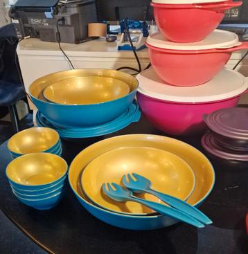 Tupperware nieuw schalen  beschikbaar voor biedingen
