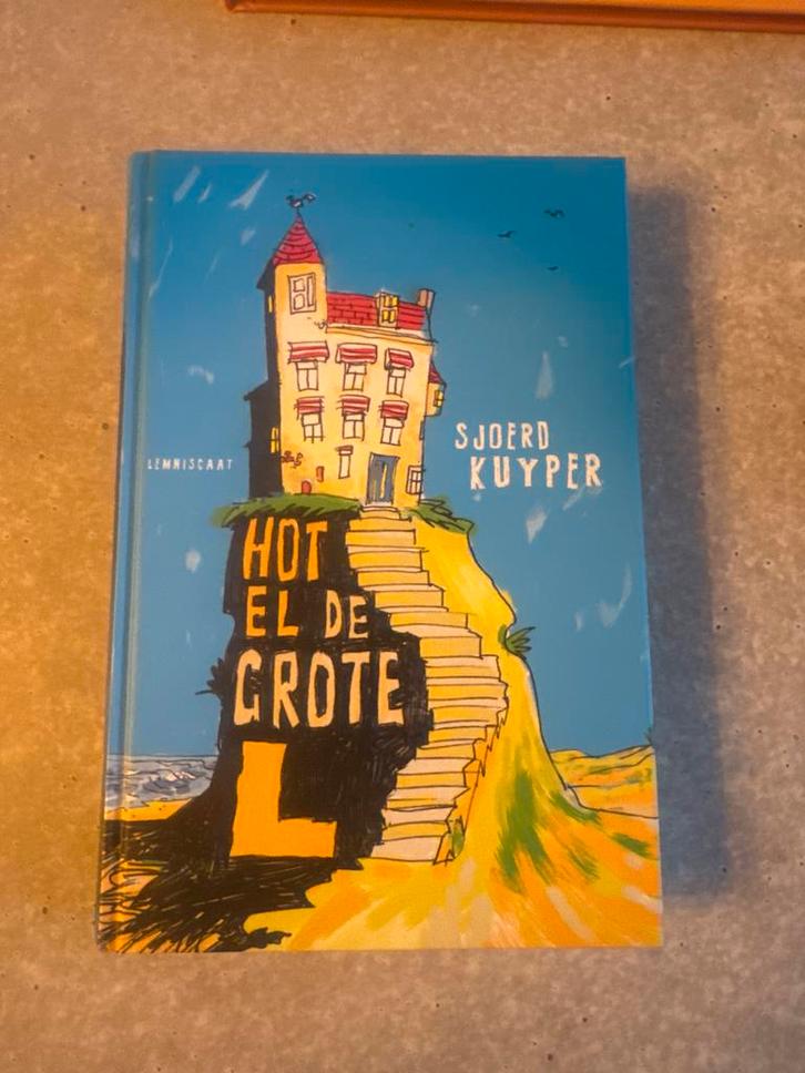 Sjoerd Kuyper - Hotel De Grote L, Boeken, Kinderboeken | Jeugd | 10 tot 12 jaar, Ophalen of Verzenden