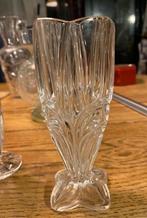 Sklo? Vaasje op Aparte Voet , h.15 cm  X 5,5 cm Vintage, Ophalen of Verzenden