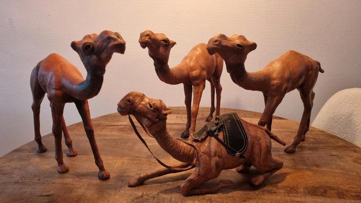 Vintage leren Dromedarissen - Set van 4, Antiek en Kunst, Curiosa en Brocante, Ophalen of Verzenden