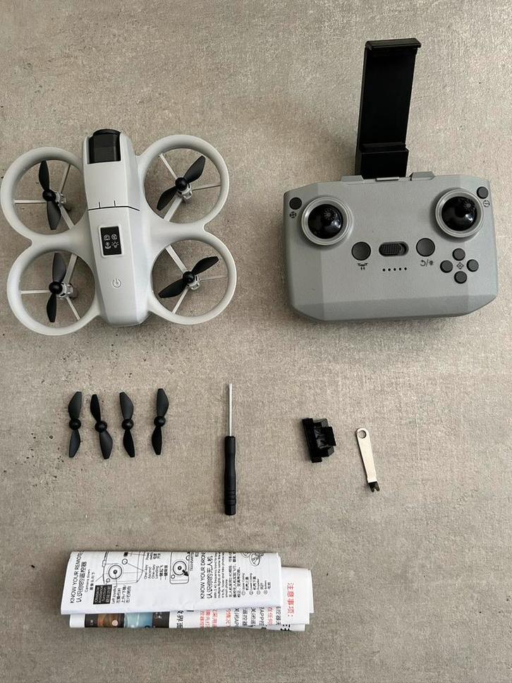 Drone mini grijs, Audio, Tv en Foto, Drones, Nieuw, Speelgoeddrone, Standaard kwaliteit, Overige merken, Minder dan 250 gram, Minder dan 15 minuten