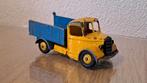 Dinky Toys Bedford tipper truck no. 410, 1950's, Ophalen of Verzenden, Gebruikt, Dinky Toys