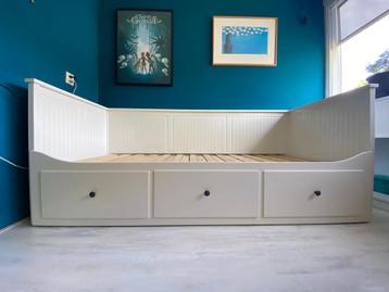 Ikea Hemnes  bedbank / slaapbank beschikbaar voor biedingen