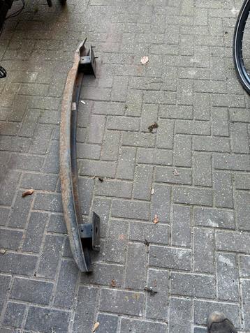 Bumperbalk achter vw caddy 2011 beschikbaar voor biedingen