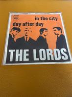 Nederbeat single The Lords - Day after day/In the city, Gebruikt, 7 inch, Single, Ophalen of Verzenden