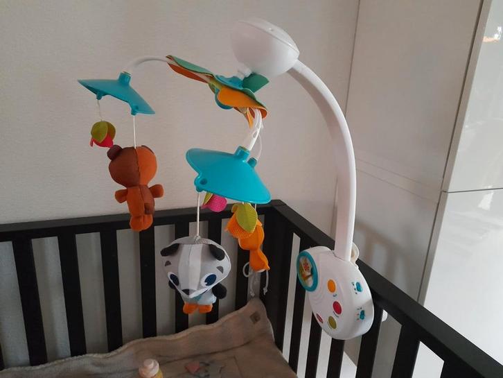 Box mobiel Nieuwprijs 139 euro, Kinderen en Baby's, Boxen, Zo goed als nieuw, Rond, Ophalen of Verzenden