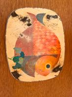 Vintage retro onderzetter met vis, Antiek en Kunst, Antiek | Wandborden en Tegels, Ophalen of Verzenden