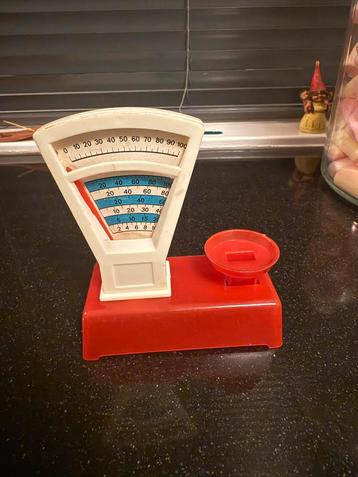 Vintage Weegschaaltje Speelgoed beschikbaar voor biedingen