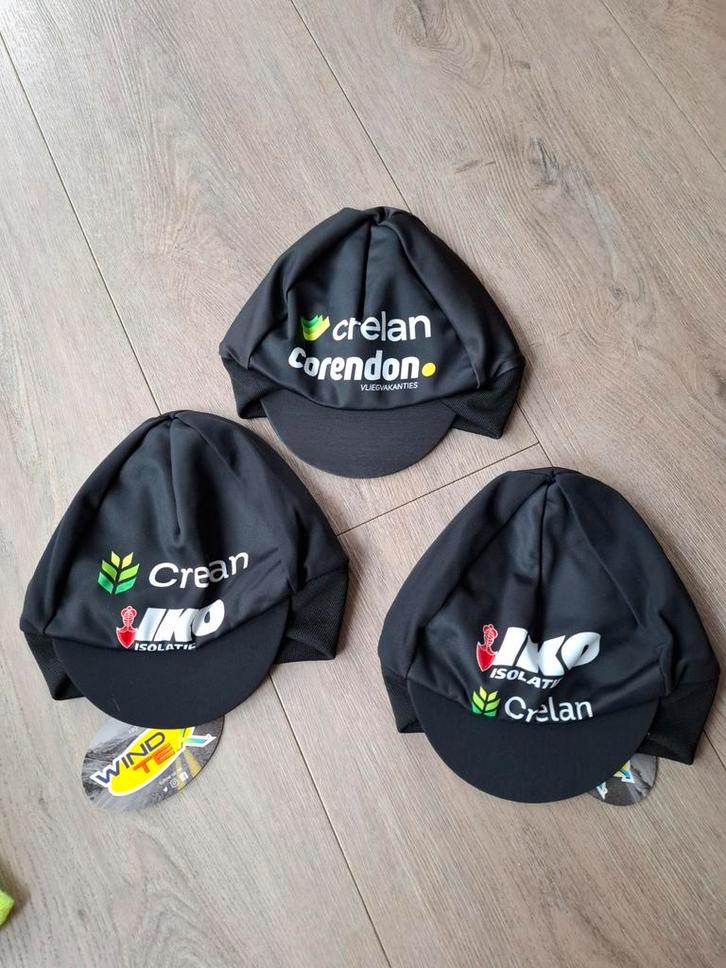 Crelan iko winterpet nieuw, Fietsen en Brommers, Fietsaccessoires | Fietskleding, Nieuw, Bovenkleding, Ophalen of Verzenden