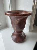 Oud brocante albast vaasje bruin tinten CHCS, Ophalen of Verzenden