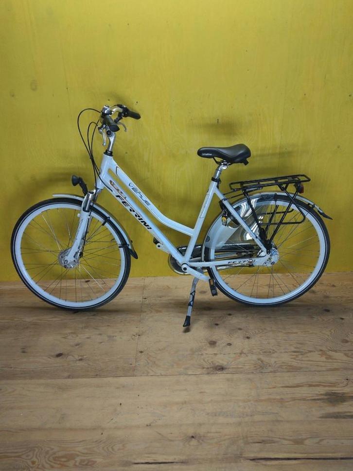 Ferrini Venue Dames Wit 53cm, Fietsen en Brommers, Fietsen | Dames | Damesfietsen, Gebruikt, Overige merken, 53 tot 56 cm