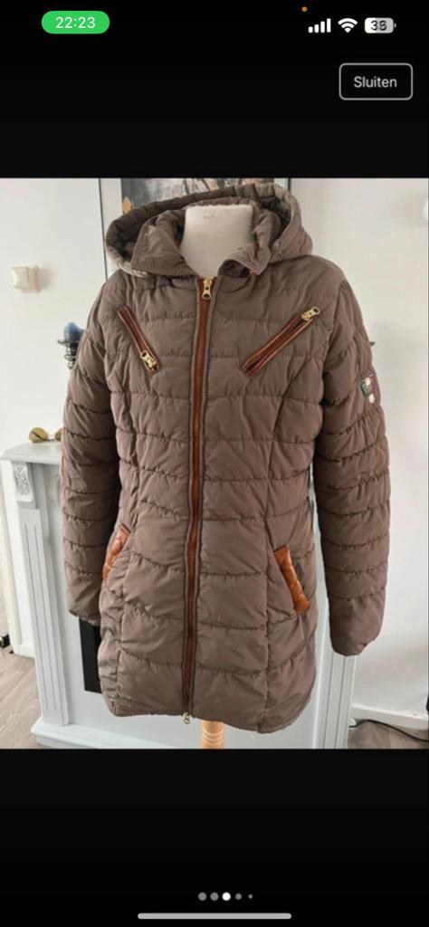 Mooie bruine winterjas - Maat M, Kleding | Dames, Jassen | Zomer, Zo goed als nieuw, Maat 38/40 (M), Bruin, Ophalen of Verzenden