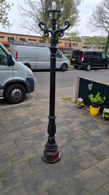 Lantaarnpaal zonder kap  beschikbaar voor biedingen