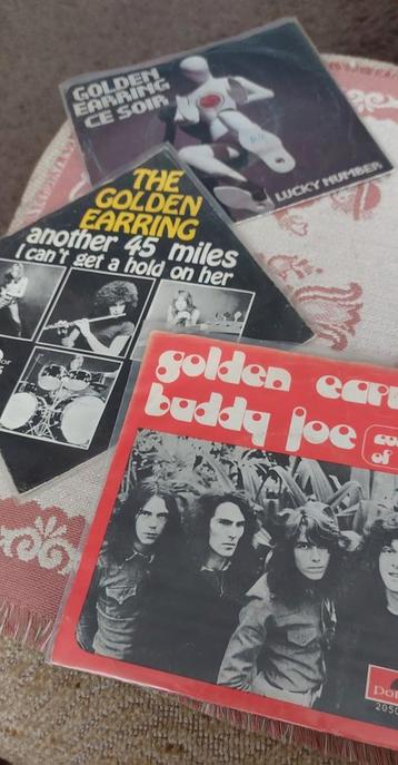 3 Singles Golden Earring beschikbaar voor biedingen