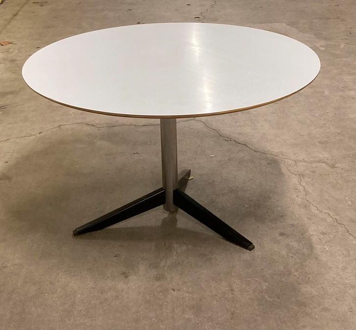 Spectrum TE 06 eetkamer tafel Martin Visser Dutch Design, Huis en Inrichting, Tafels | Bijzettafels, Gebruikt, Rond, 60 cm of meer