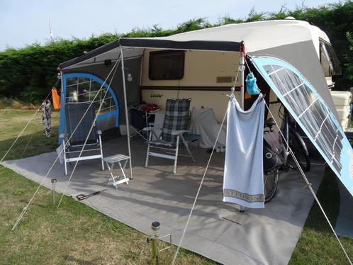 Lander caravan, Caravans en Kamperen, Caravans, Particulier, tot en met 2, 500 - 750 kg, Rondzit, 2 aparte bedden, Dwarsbed, Omvormbare zithoek