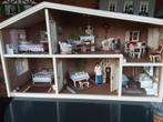 Mooi Vintage lunby Poppenhuis compleet €100, Verzamelen, Poppenhuizen en Toebehoren, Ophalen of Verzenden, Zo goed als nieuw, Poppenhuis