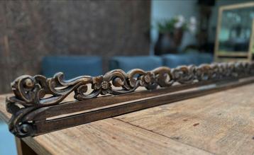 Groot (150 cm) oosters houtsnijwerk wandhanger doekhanger beschikbaar voor biedingen