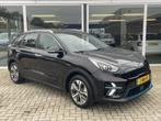 Kia e-Niro DynamicLine 64 kWh 50% deal 9.000,- ACTIE Stoelve, Auto's, Gebruikt, 1712 kg, Met garantie (alle), Zwart
