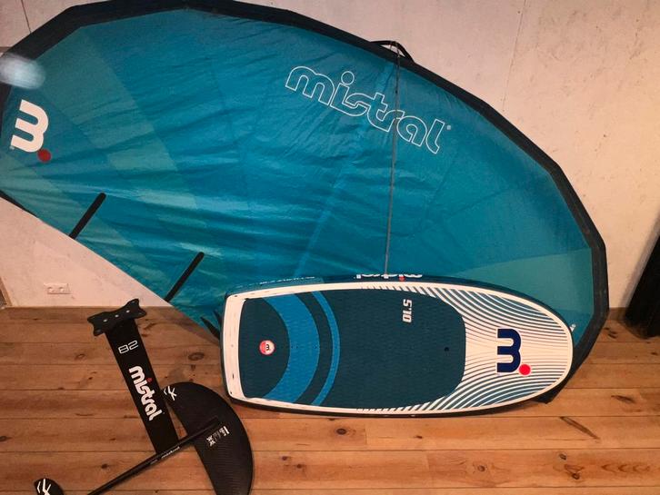 Mistral Wingfoil Set Compleet - Skywave 115L, Watersport en Boten, Wingsurfen, Zo goed als nieuw, Wingsurfset, Ophalen