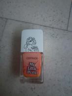2 nagellakjes essence en catrice €1 per stuk, Ophalen, Zo goed als nieuw, Handen en Nagels