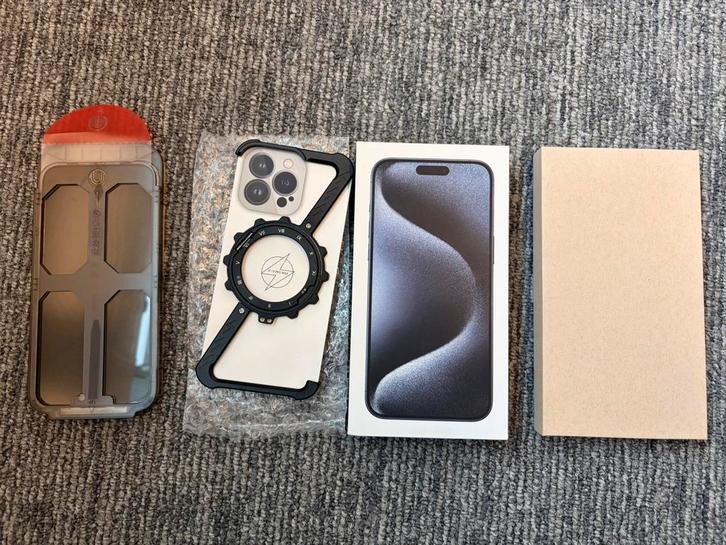 iPhone 15 Pro Max 1TB | Nieuw met AppleCare+, Telecommunicatie, Mobiele telefoons | Apple iPhone, Nieuw, 1 TB, Zonder abonnement